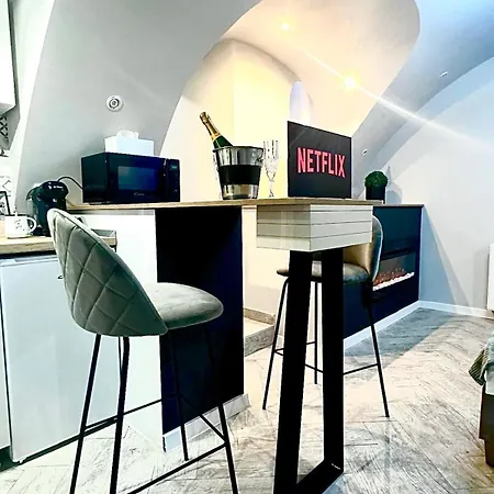 Ap 2 Apartment